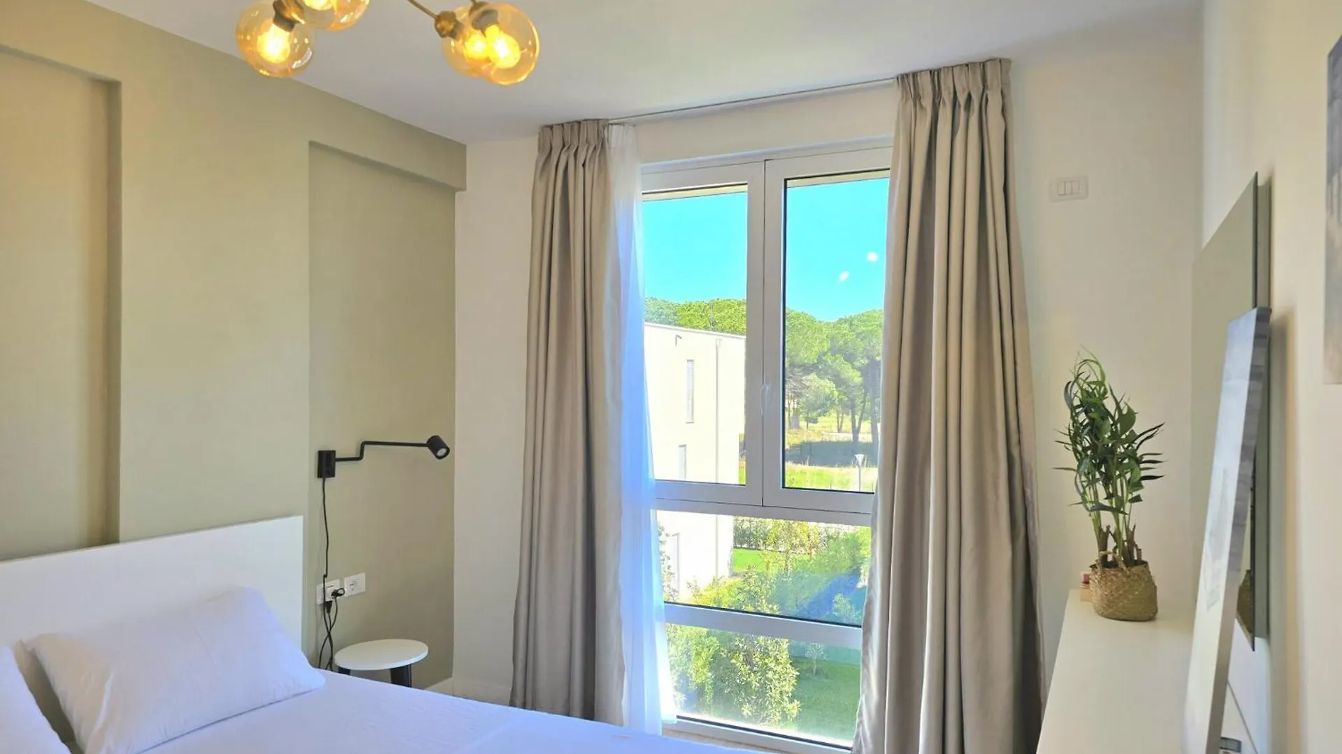 Relaxing Beachside Apartment For Familes Plazhi San Pietro