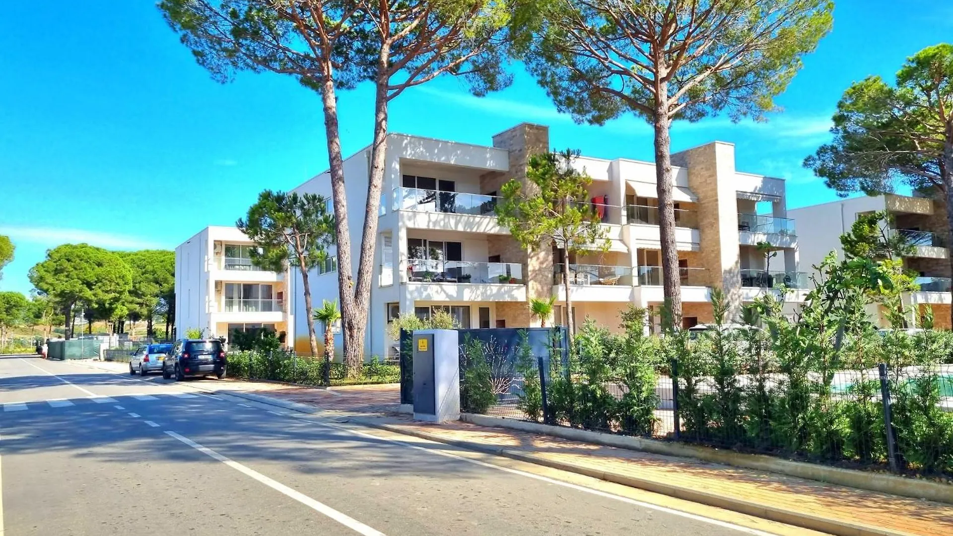 Relaxing Beachside Apartment For Familes Plazhi San Pietro